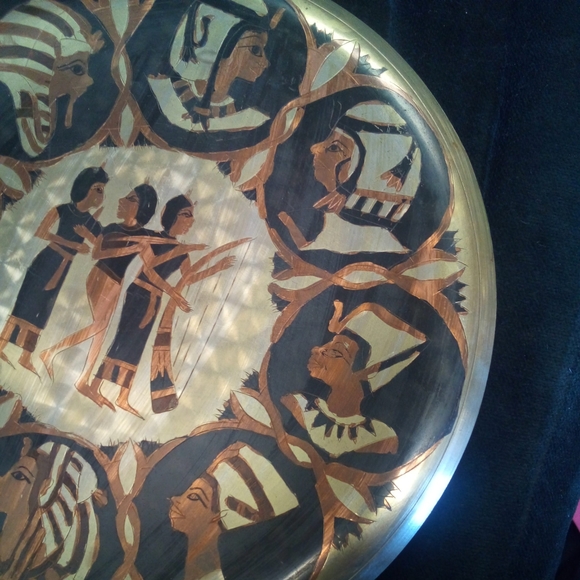 Vintage Egyptian Queen Wall Decor mixed metal plate 10" - Picture 7 of 8